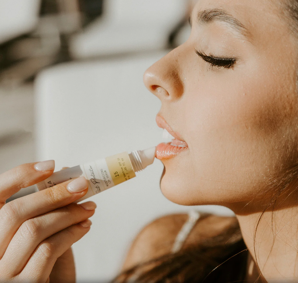 Pout Protector Moisturizing Lip Serum, SPF 15